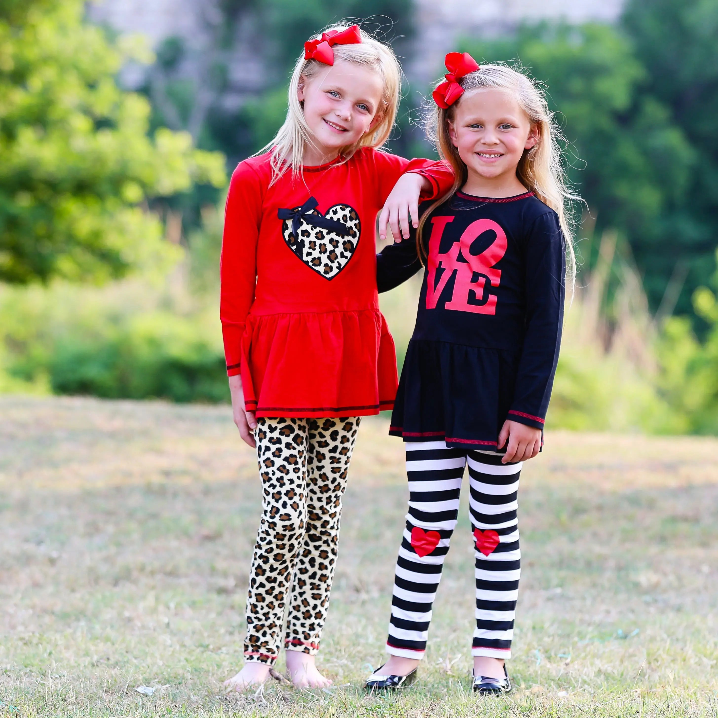 AnnLoren Girls LOVE Heart Tunic & Leggings Valentine's Day Outfit-4