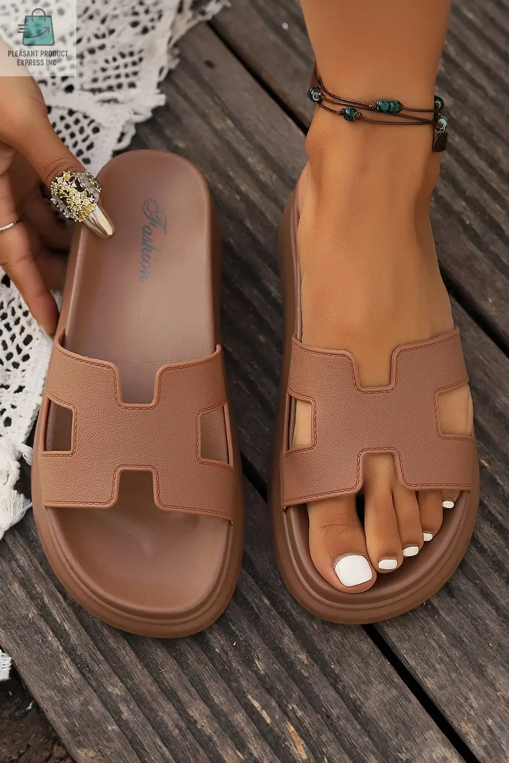 Henley Cutout Design Open Toe Platform Slippers-0
