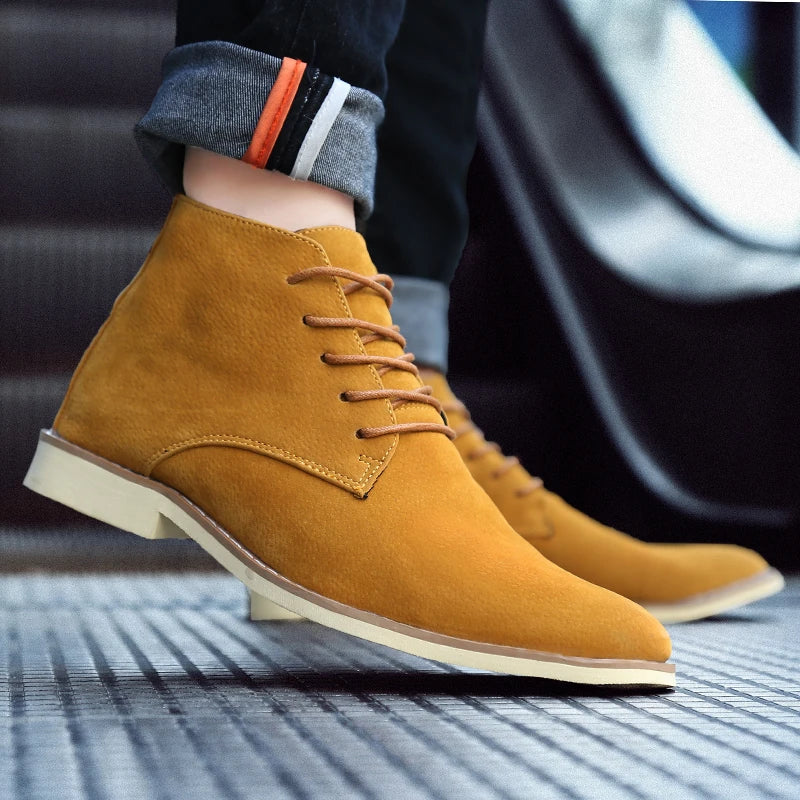 High-top Chelsea Casual Boots