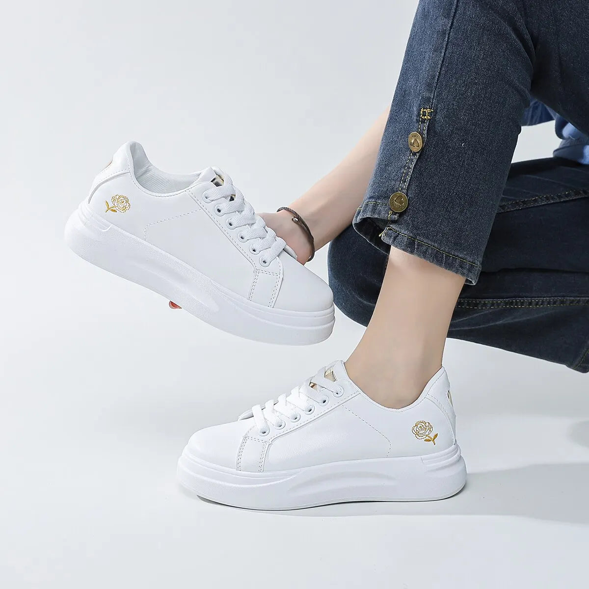 Women's Casual Sneakers White Metallic